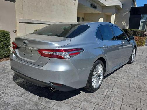 2018 Toyota Camry XLE