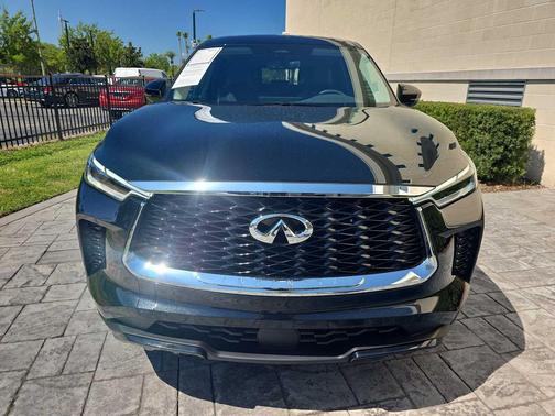 2025 INFINITI QX60 Pure