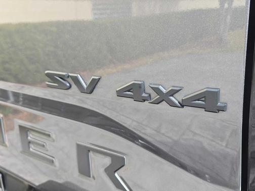 2023 Nissan Frontier SV