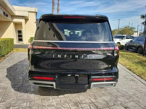 2025 INFINITI QX80 PURE AWD