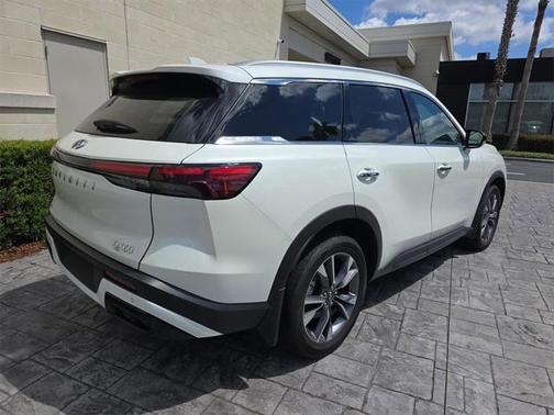 2024 INFINITI QX60 Luxe