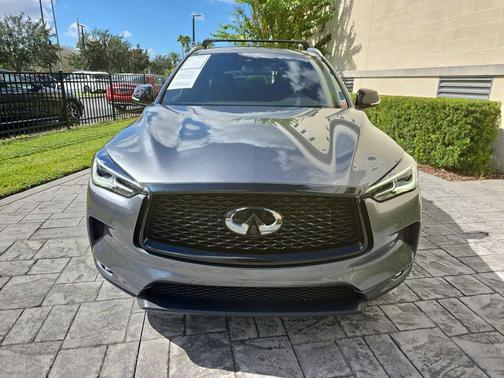 2022 INFINITI QX50 LUXE
