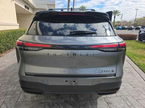 2026 INFINITI QX60 Base