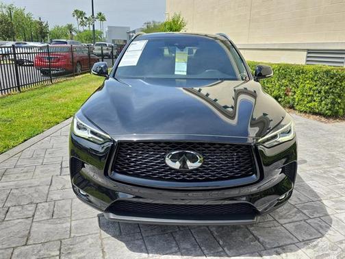 2022 INFINITI QX50 LUXE