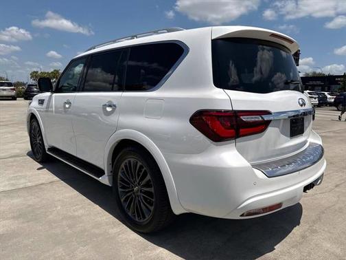 2022 INFINITI QX80 SENSORY