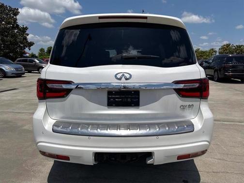 2022 INFINITI QX80 SENSORY