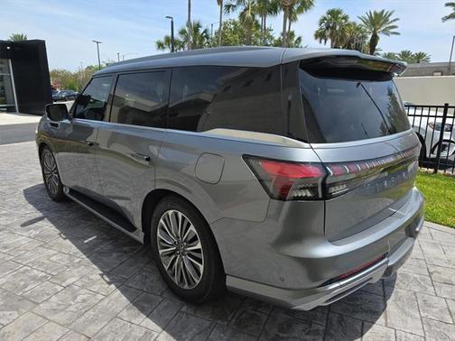 2025 INFINITI QX80 SENSORY AWD