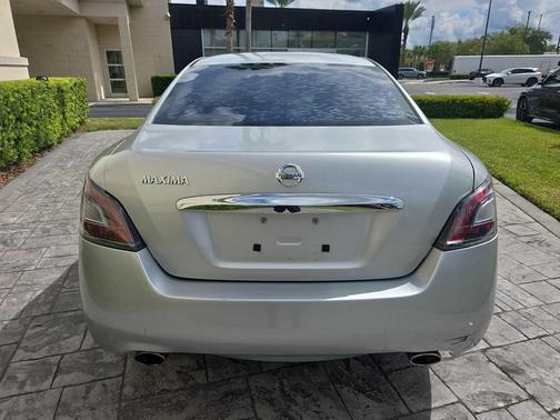 2014 Nissan Maxima S