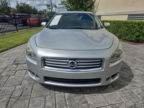 2014 Nissan Maxima S