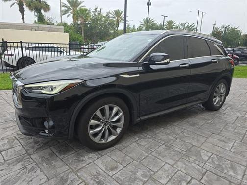 2021 INFINITI QX50 LUXE