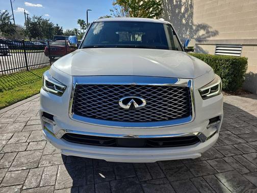 2024 INFINITI QX80 SENSORY AWD