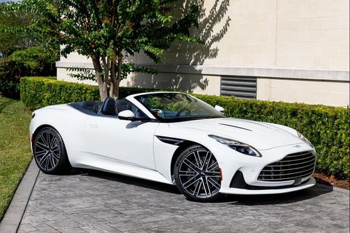 2026 Aston Martin DB12 Volante