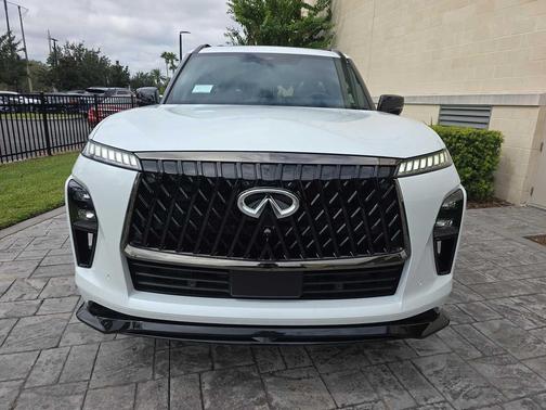 2026 INFINITI QX80 SPORT