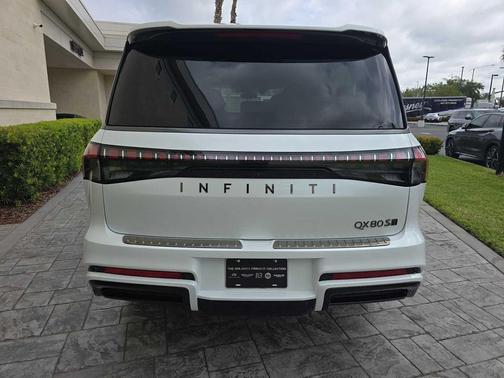 2026 INFINITI QX80 SPORT