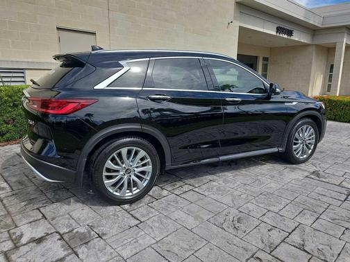 2025 INFINITI QX50 Luxe AWD