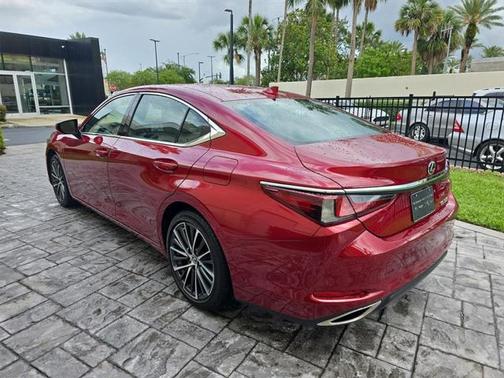 2023 Lexus ES 350 Base
