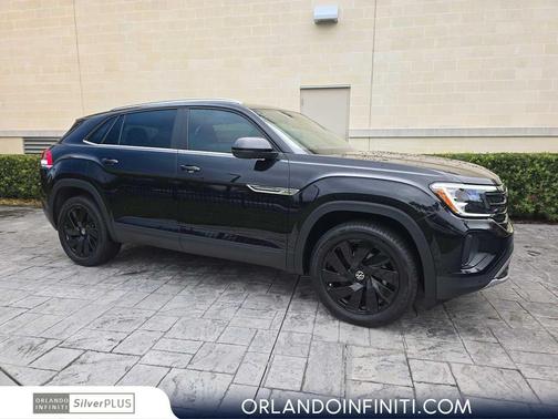 2025 Volkswagen Atlas Cross Sport 2.0T SE w/Technology