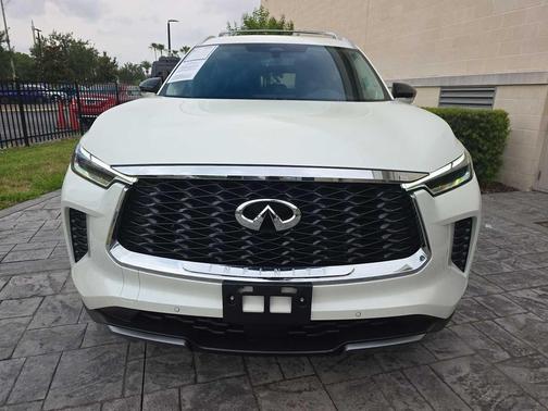 Majestic White 2023 INFINITI QX60 SENSORY