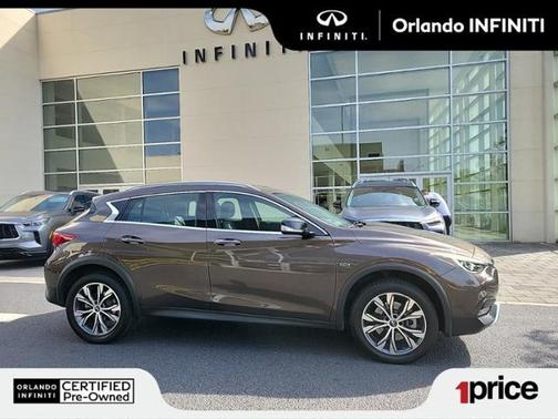 Photo 1 of 29 of 2017 INFINITI QX30 Premium