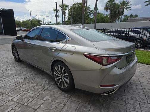 2021 Lexus ES 350 Base