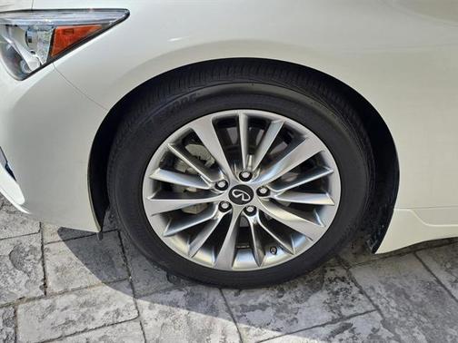 2024 INFINITI Q50 3.0t LUXE
