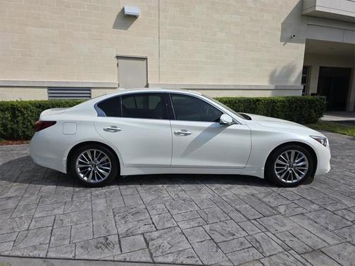 2024 INFINITI Q50 3.0t LUXE