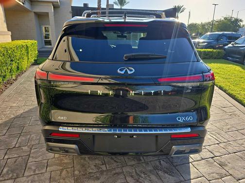 2023 INFINITI QX60 SENSORY