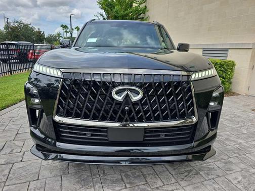 2026 INFINITI QX80 SPORT
