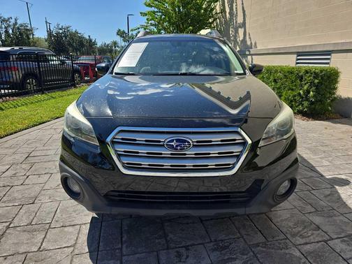 Crystal Black Silica 2017 Subaru Outback 2.5i Limited