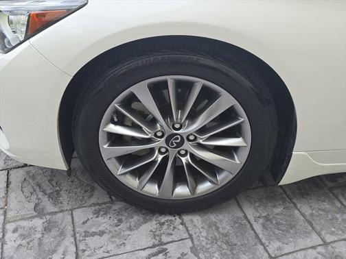 2024 INFINITI Q50 3.0t LUXE