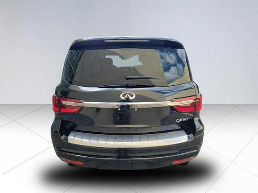 Photo 3 of 31 of 2021 INFINITI QX80 PREMIUM SELECT