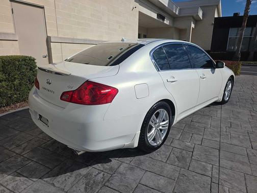 2013 INFINITI G37 Journey