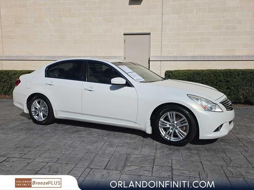 2013 INFINITI G37 Journey
