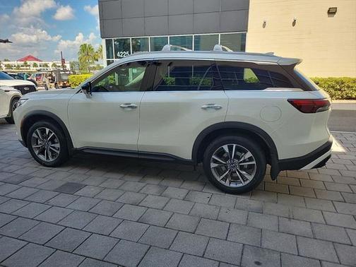 2025 INFINITI QX60 Luxe