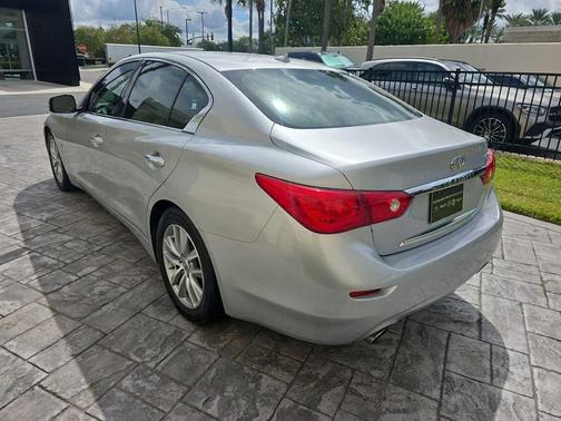 2015 INFINITI Q50 Premium