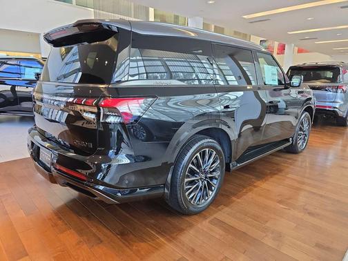 2026 INFINITI QX80 AUTOGRAPH AWD