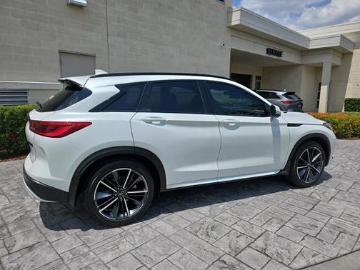 2024 INFINITI QX50 SPORT