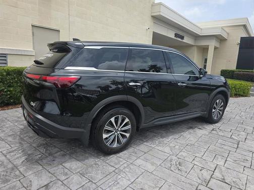 2025 INFINITI QX60 Pure