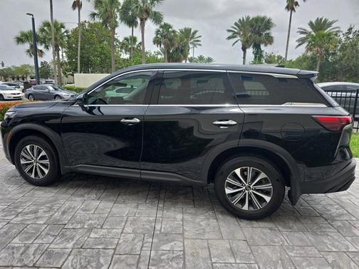 2025 INFINITI QX60 Pure