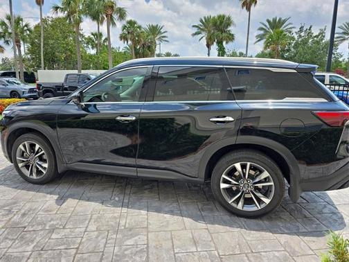 2024 INFINITI QX60 Luxe