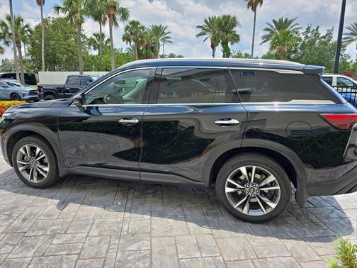 2024 INFINITI QX60 Luxe