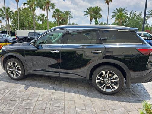 2024 INFINITI QX60 Luxe