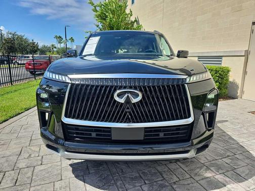 2025 INFINITI QX80 SENSORY AWD