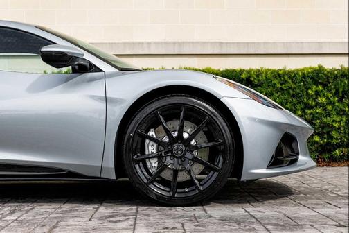 2025 Lotus Emira V6