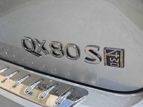 Dynamic Metal 2026 INFINITI QX80 SPORT AWD