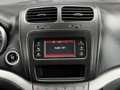 Granite Crystal Metallic Clearcoat 2016 Dodge Journey SE