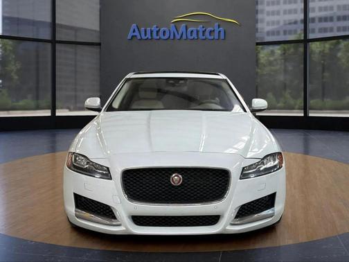 2016 Jaguar XF 35t Prestige