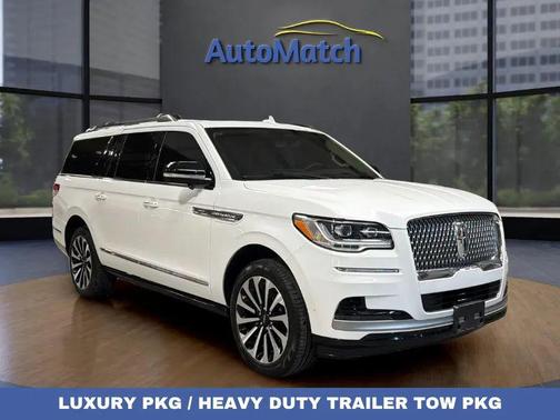 Pristine White Metallic Tri-Coat 2024 Lincoln Navigator Reserve