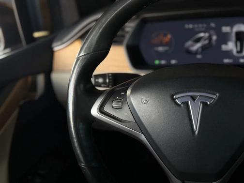 2020 Tesla Model X 