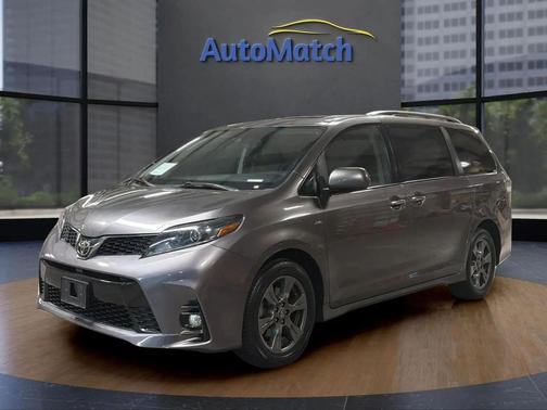 Predawn Gray Mica 2020 Toyota Sienna SE Premium